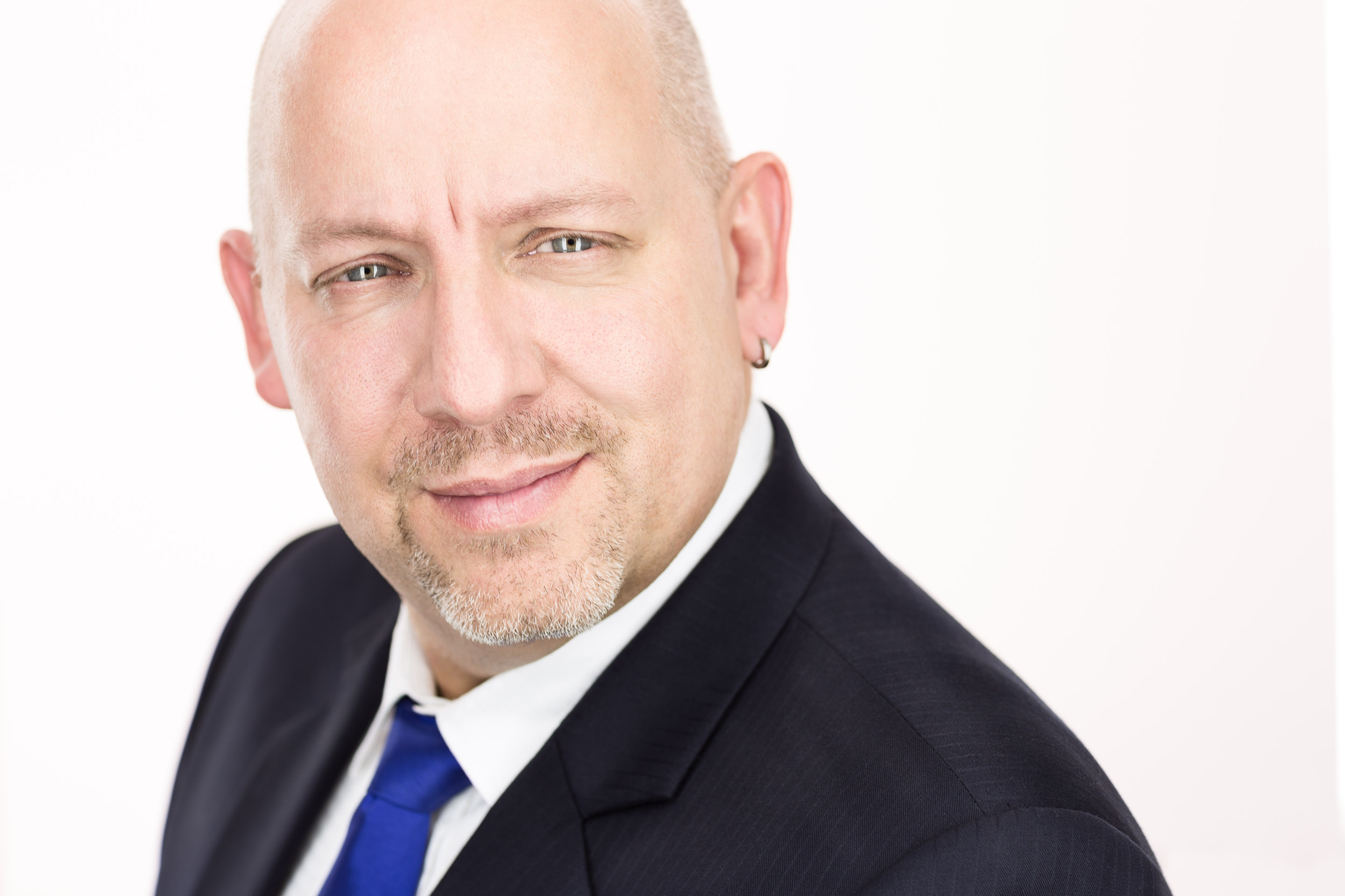 Headshots Candid Aeby — Frame 2