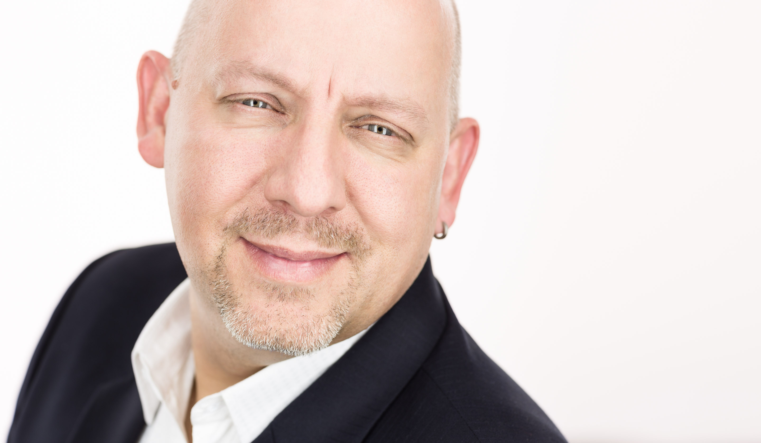 Headshots Candid Aeby — Frame 5