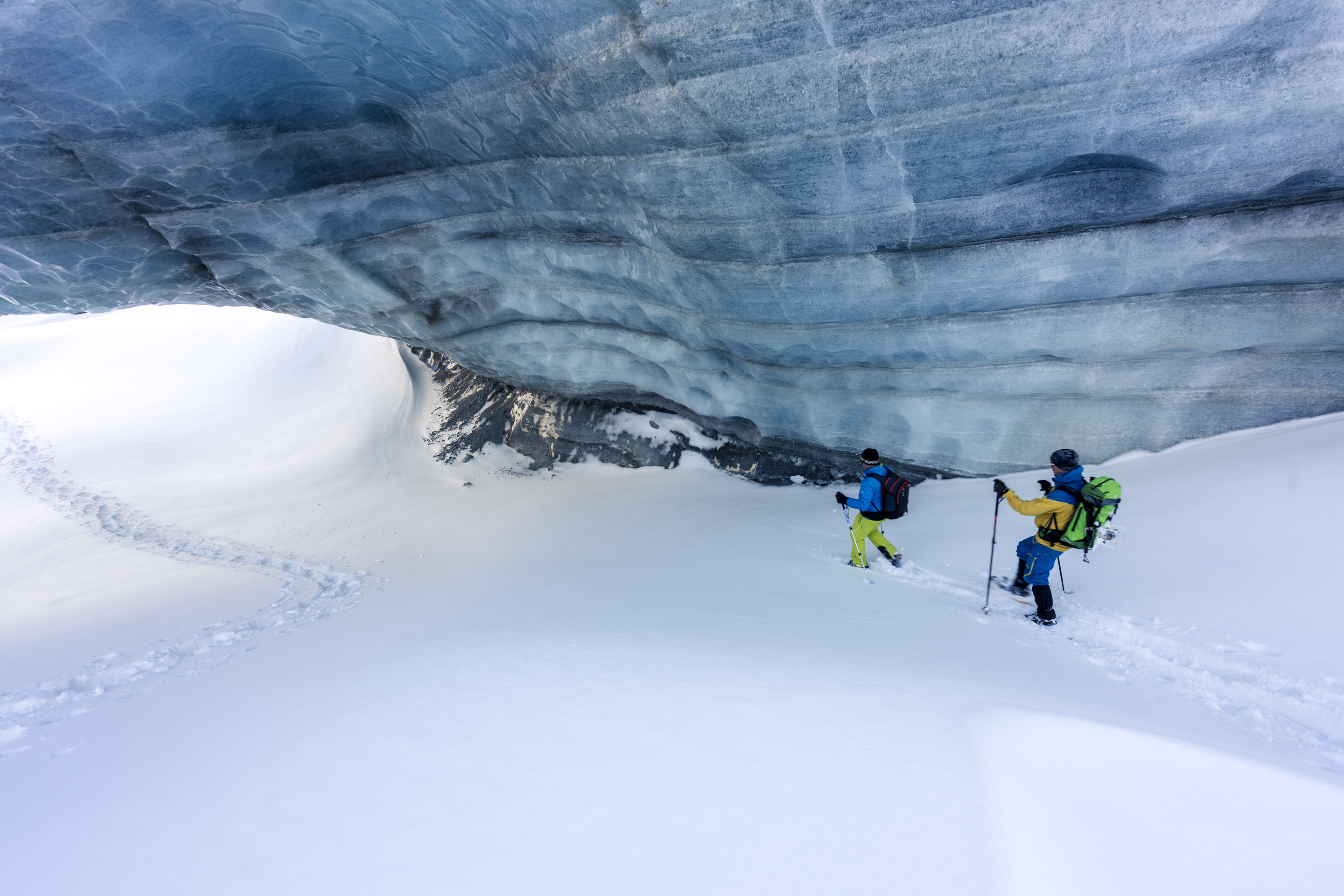 Schweiz - Engadin Pontresina Gletscherhöhle — Frame 6
