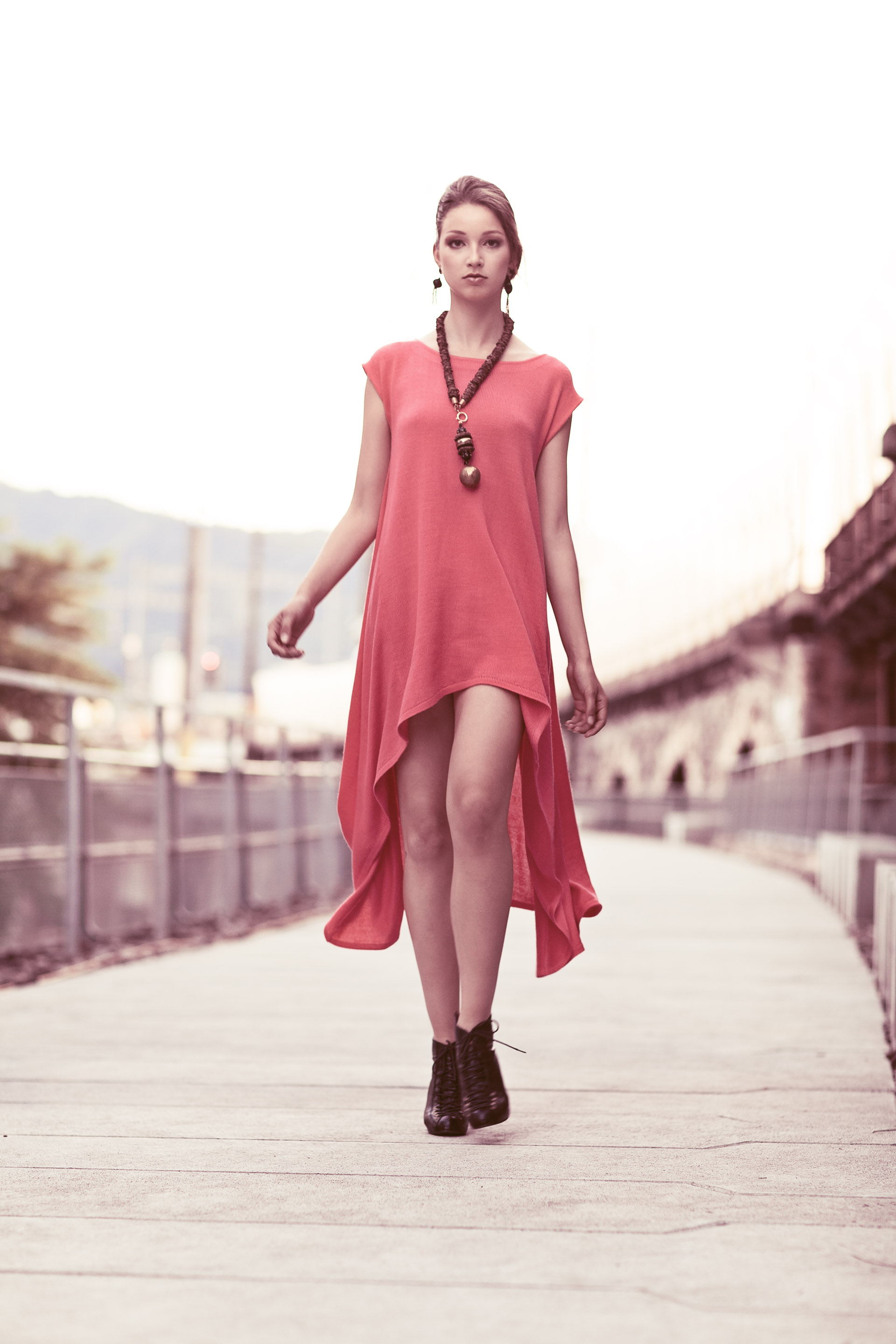 Artist in Wonderland — Frame 3