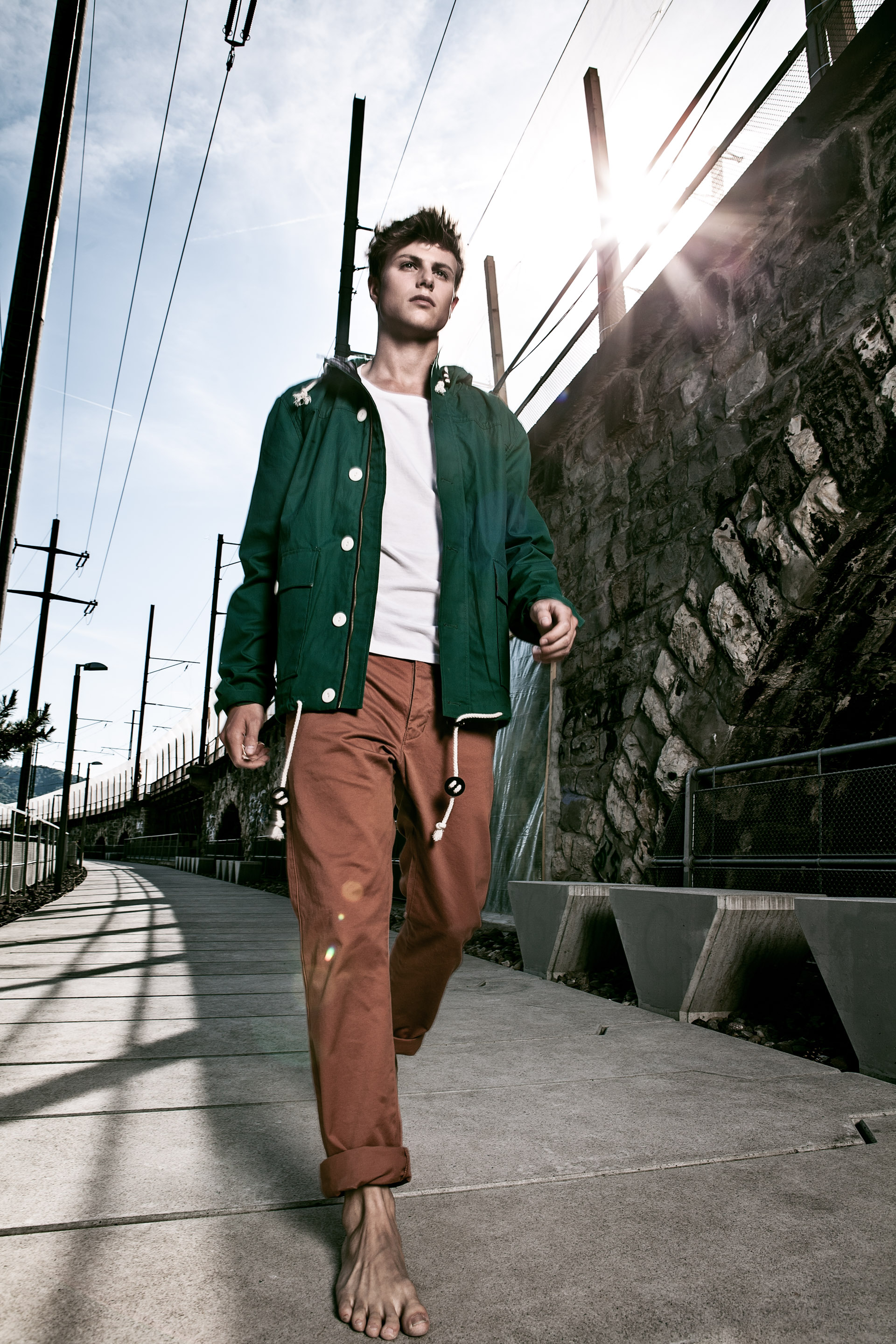 Artist in Wonderland — Frame 11