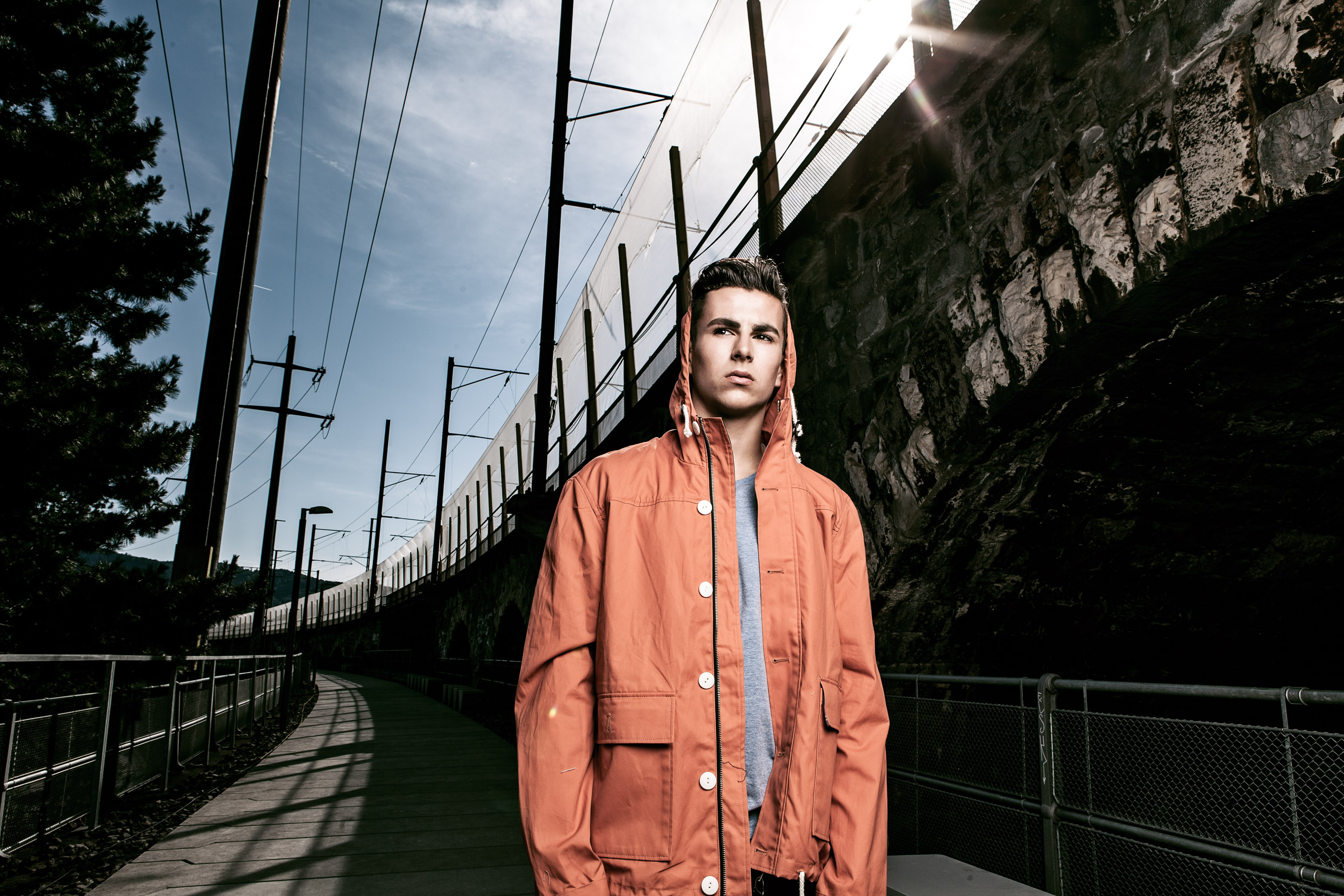 Artist in Wonderland — Frame 9