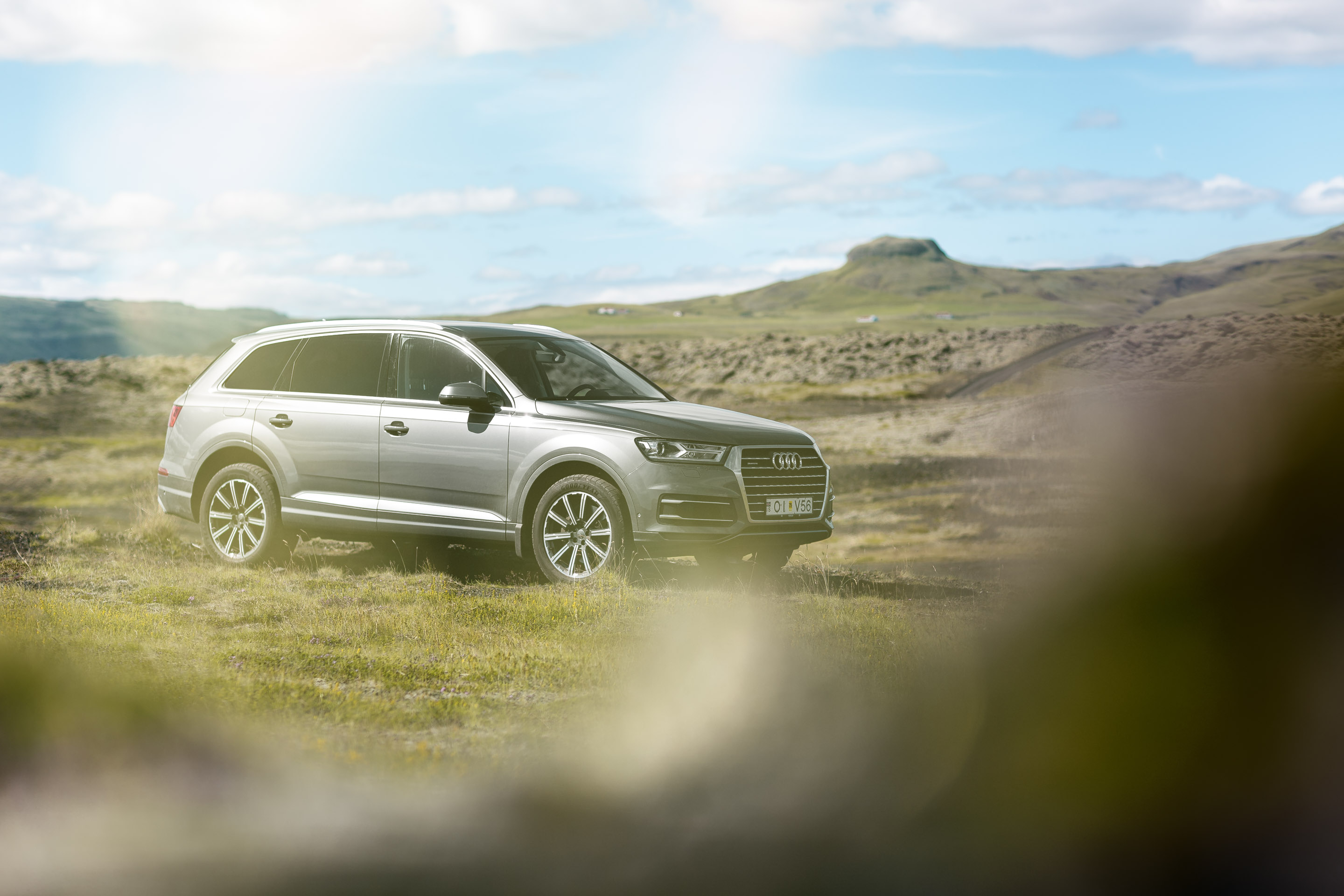 Island - Audi Q3 und Q7 — Frame 96