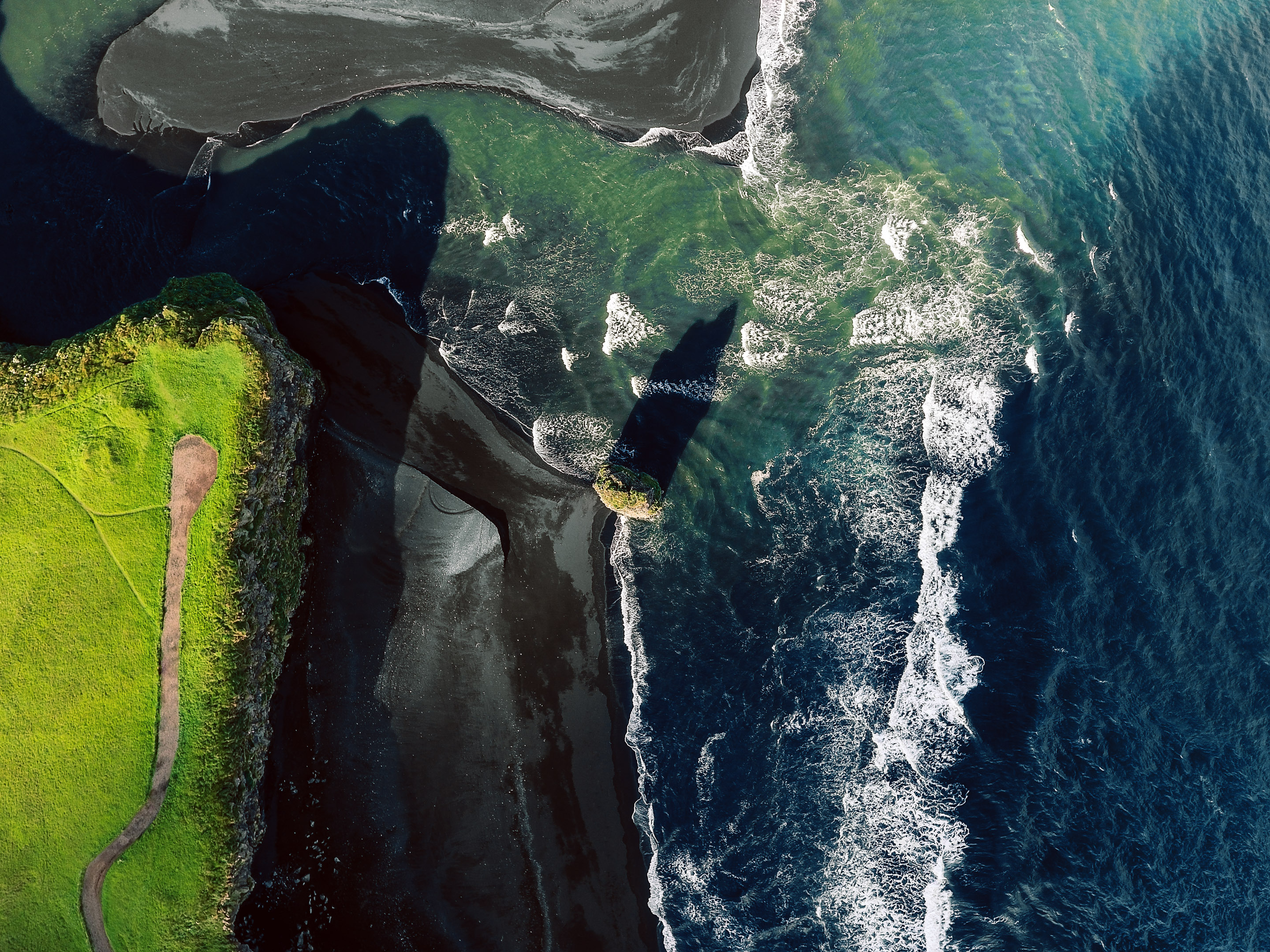 Island - Audi Q3 und Q7 — Frame 119