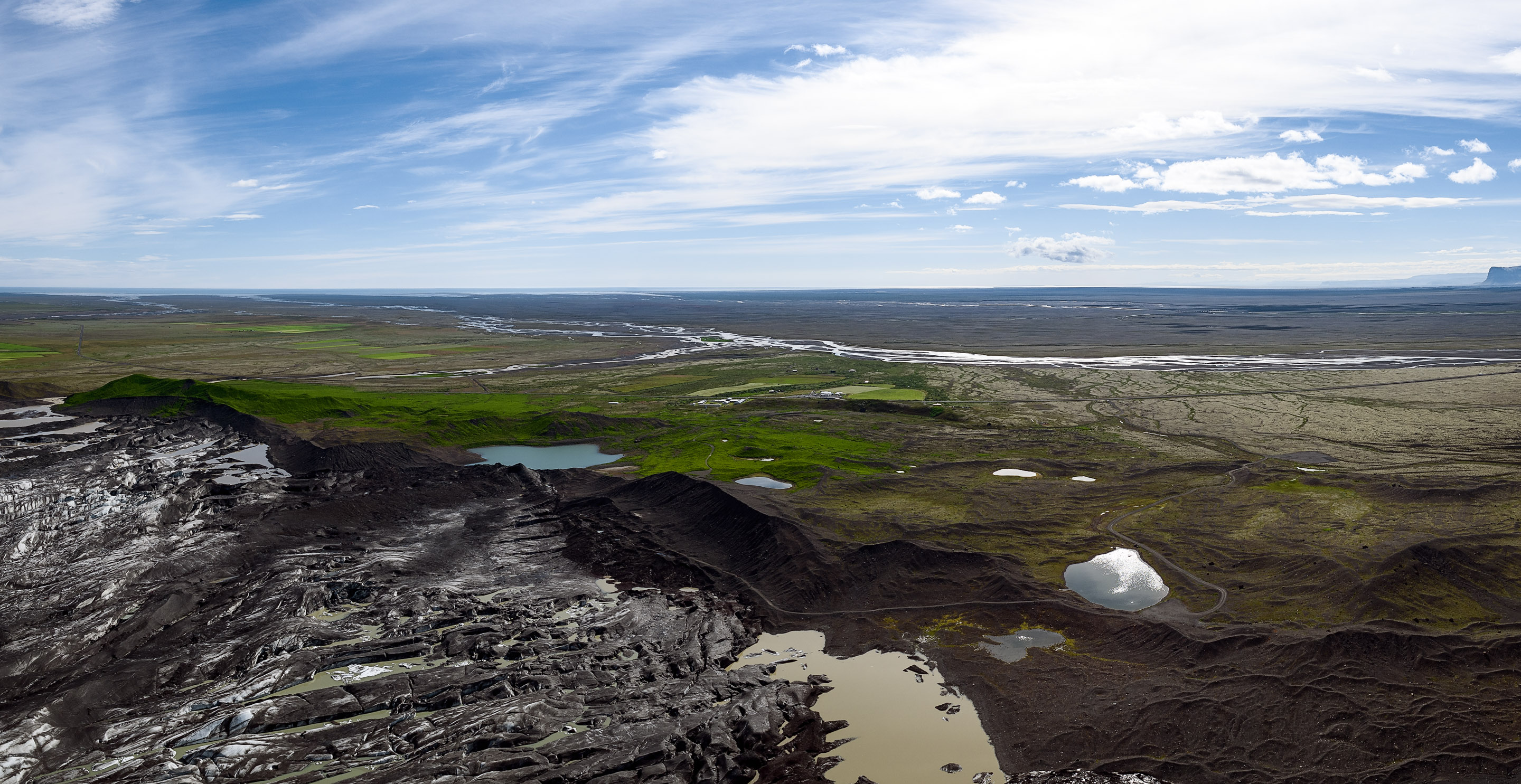 Island - Audi Q3 und Q7 — Frame 94