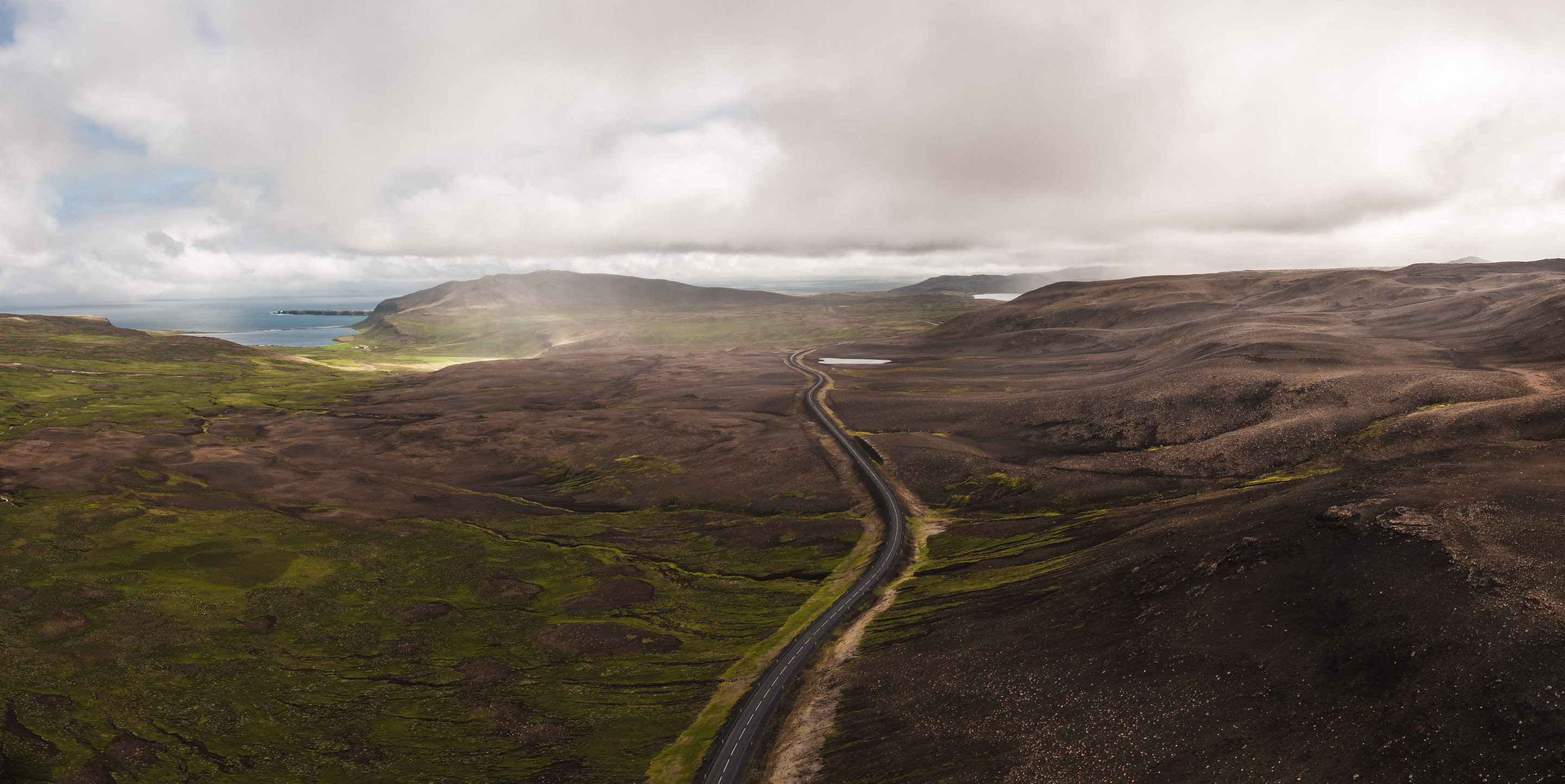 Island - Audi Q3 und Q7 — Frame 50