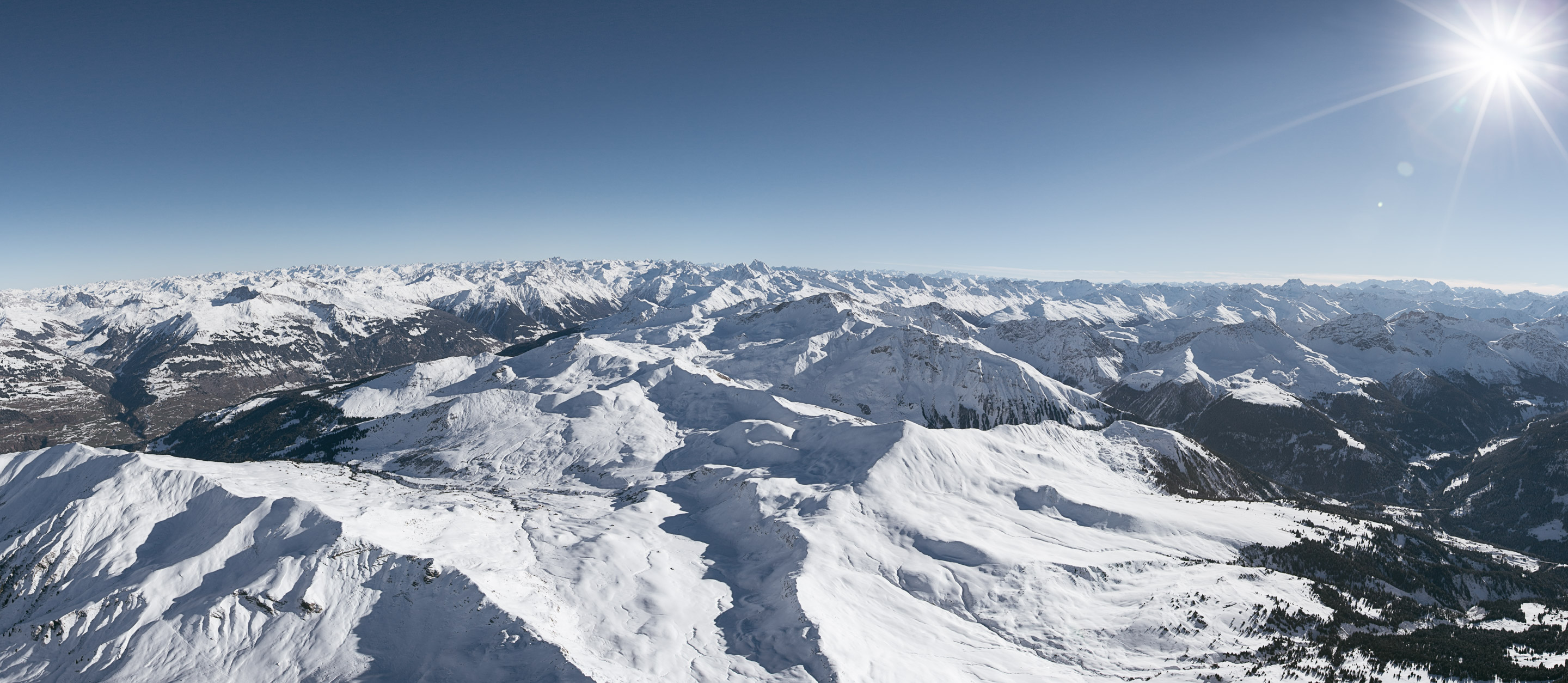 Schweiz - Ballonfahrt durch Graubünden — Frame 17