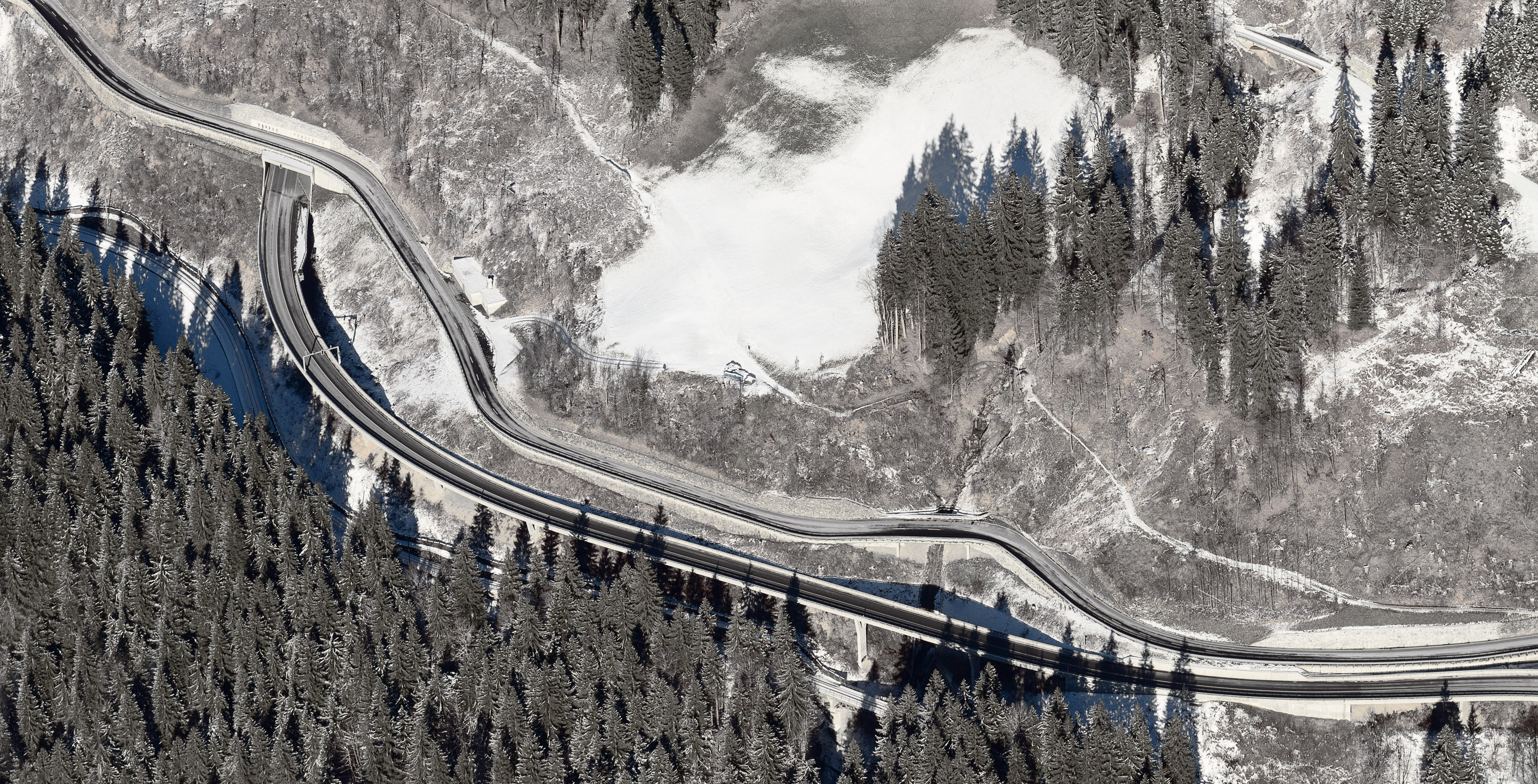 Schweiz - Ballonfahrt durch Graubünden — Frame 21