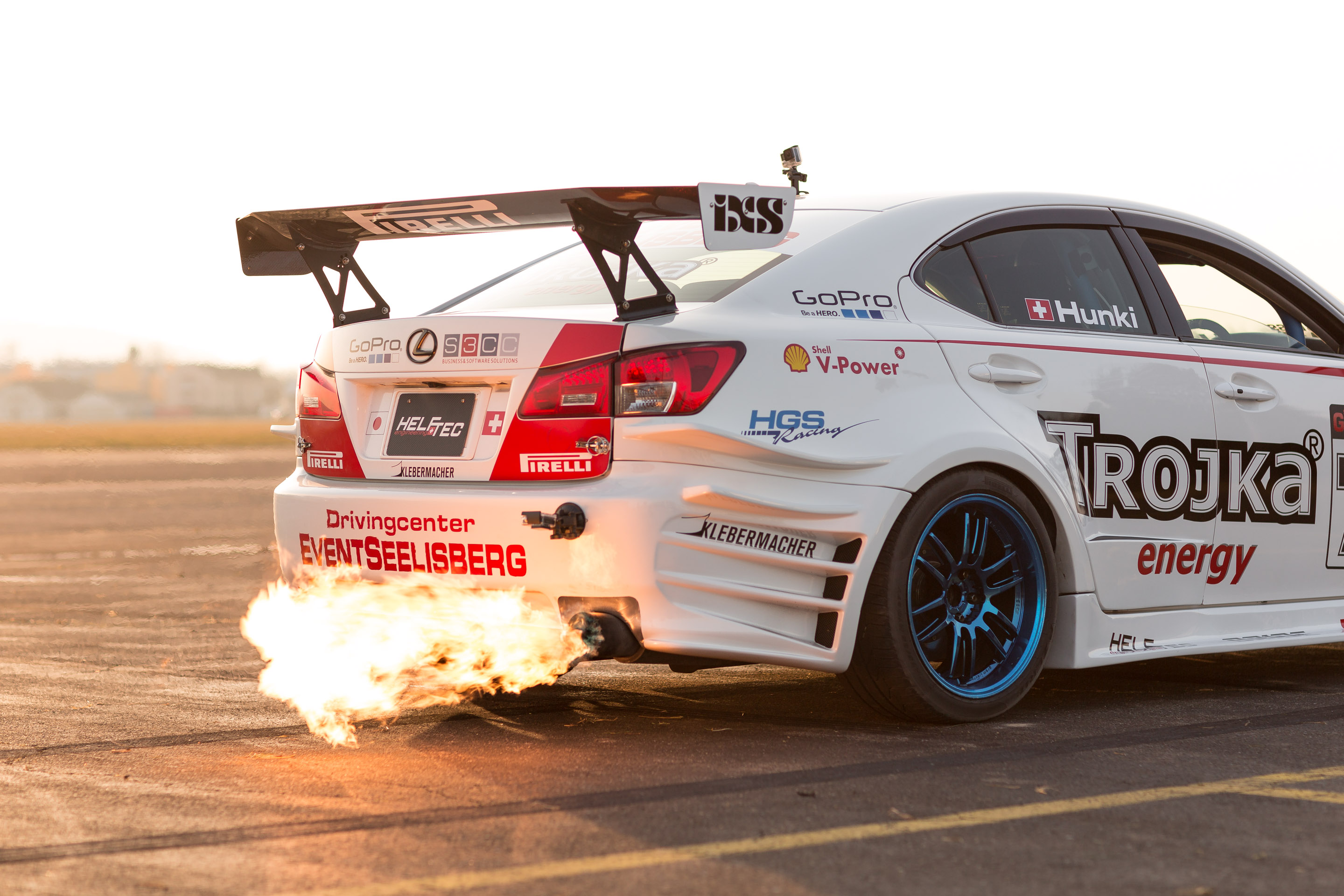 Schweiz - Flugplatz Dübendorf - Lexus IS250 — Frame 4