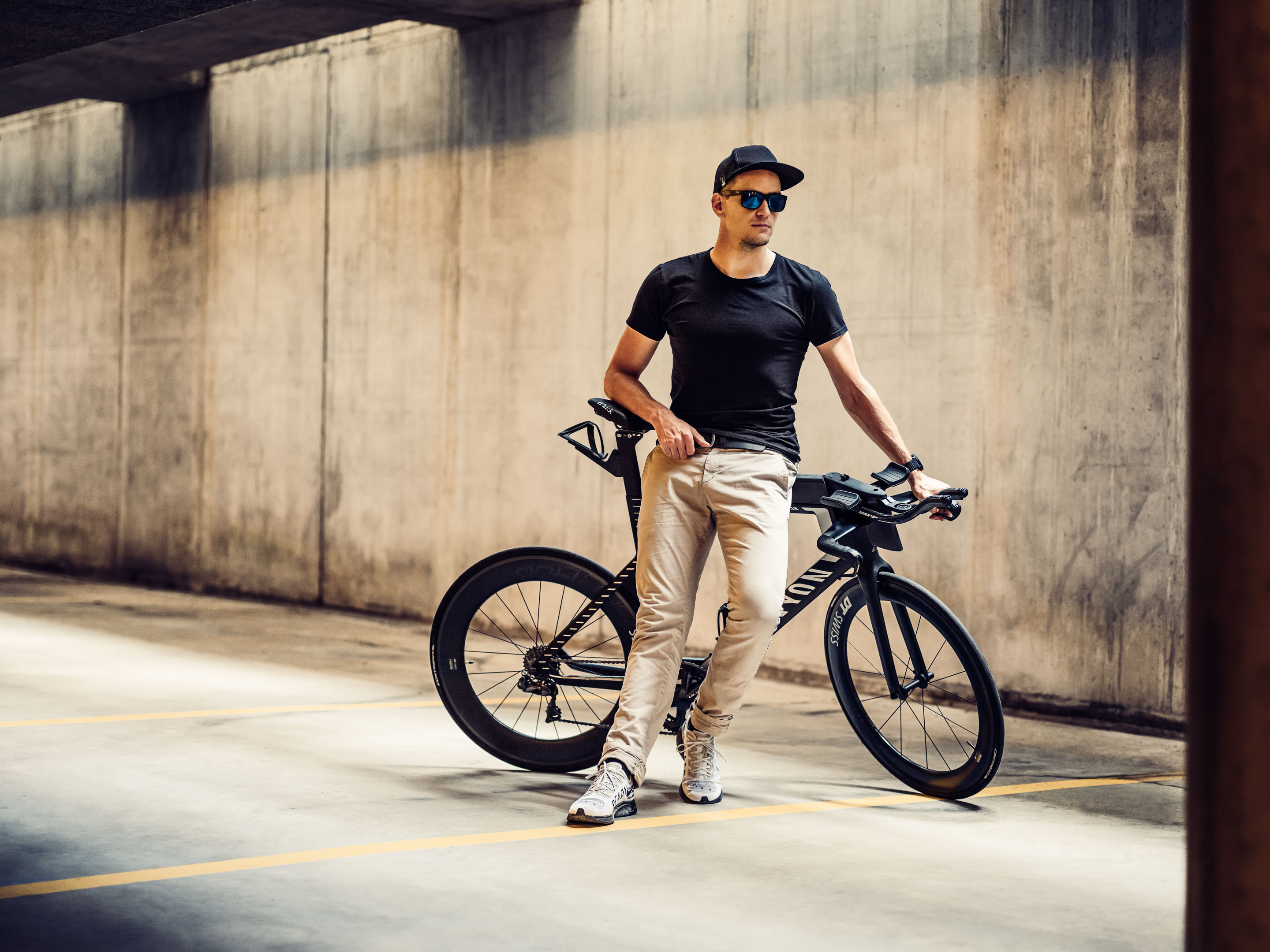 Patrick Lehmann Lifestyle - Shoot by Erik Bont — Frame 15